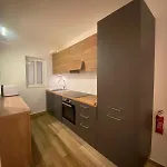 Apartment 2 Bed With Outdoor Space *