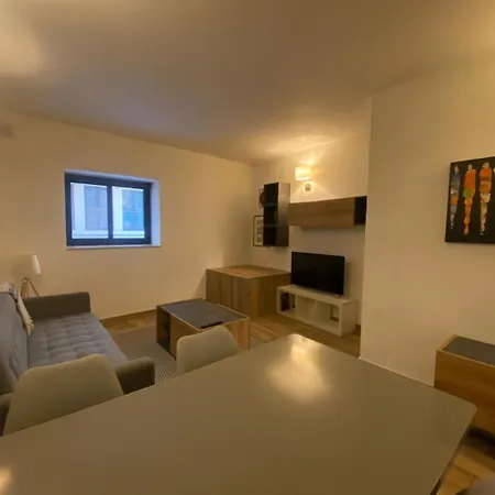 2 Bed With Outdoor Space Apartman Sliema