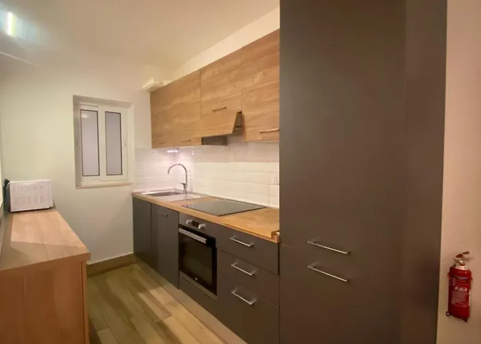 Apartman 2 Bed With Outdoor Space *